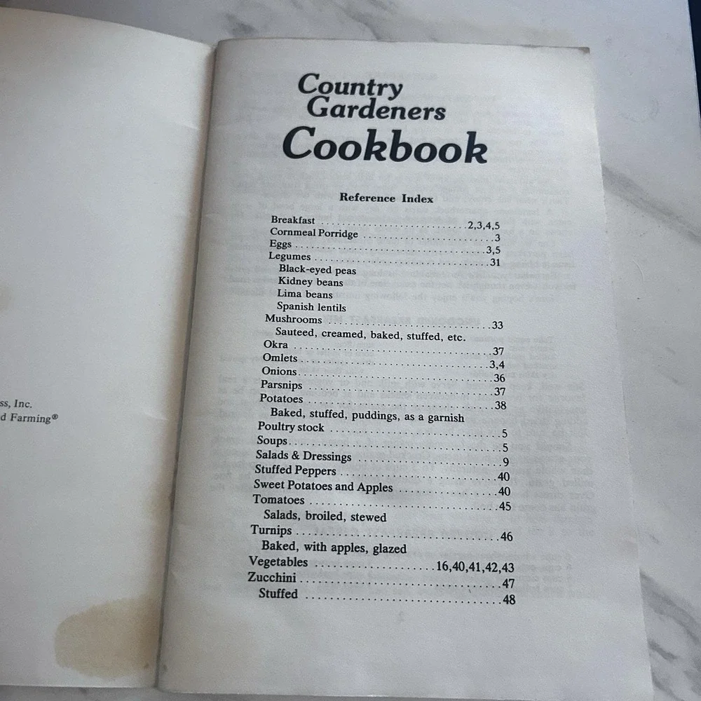 Country Gardeners Cookbook Emma Baily‎ Paperback Homesteading Vintage 1974